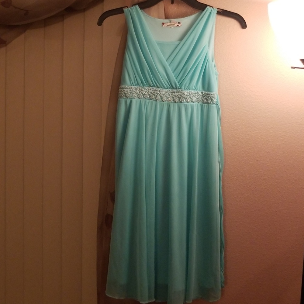 Girls dress